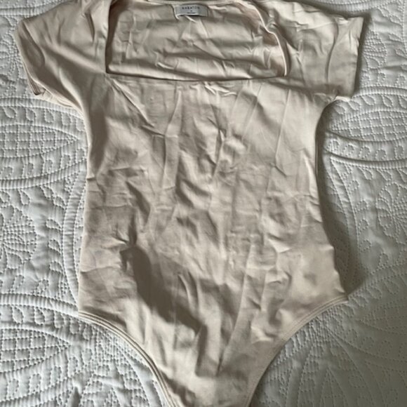 Aritzia body suit, light pink, Size medium - Picture 1 of 4
